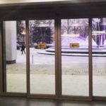 Ремонт раздвижных дверей в Москве